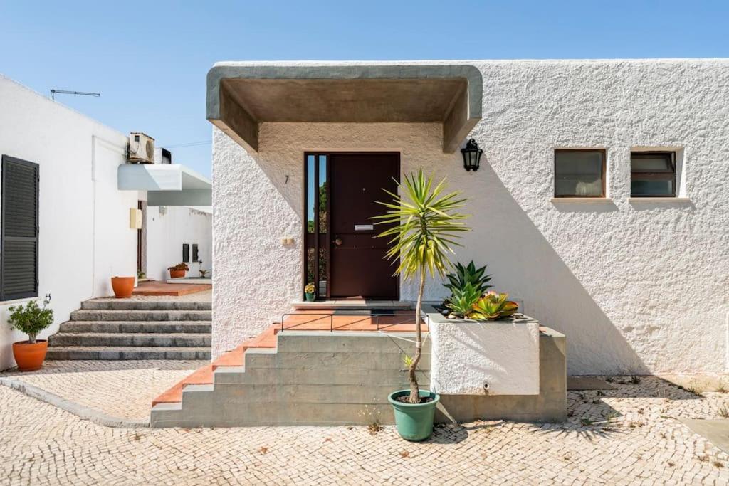 Sunny Villa With Golf Front View Vilamoura Exteriér fotografie